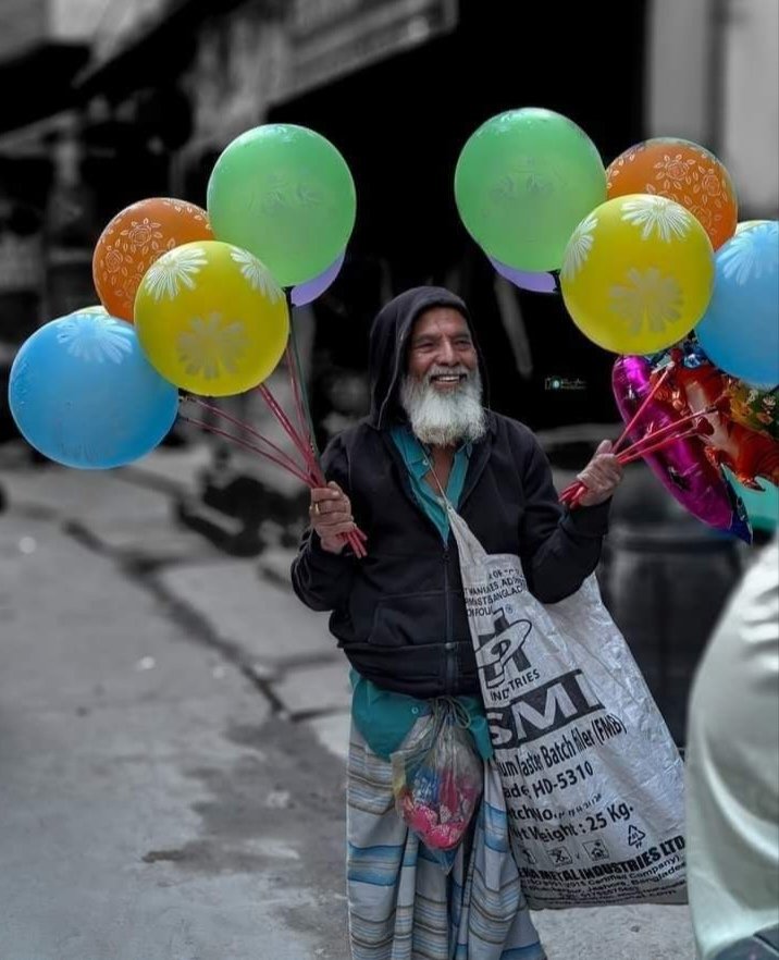 ليسَ المُھم مَا تملك المُھم كيف تَسْتمتع بما تملك.

#صباح_الخير