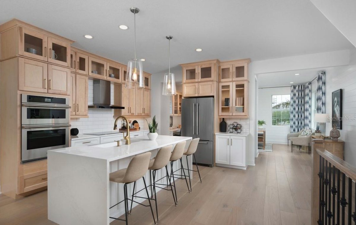 GretaHart's tweet photo. Buying a home is one of the most important decisions you'll make –  it's where you’ll live for years to come.

Don’t leave it to chance – let an expert guide you especially in Florida!
#gretahartrealestate #NoFloodZone #FloridaHomes https://t.co/0gOgxioEcf