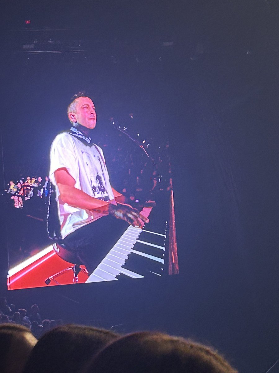 kalenaecg's tweet photo. @KEONSEAST not sure if this would help but here’s some more from minneapolis !! https://t.co/nYOYIJOjwU