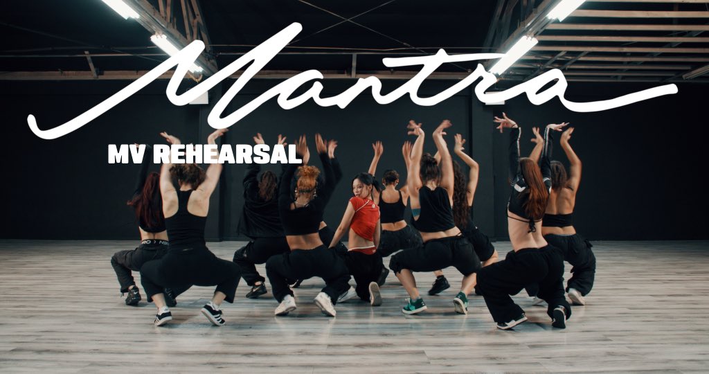 oddatelier's tweet photo. JENNIE OFFICIAL

JENNIE - Mantra MV Rehearsal
📺 https://t.co/lBiVgwGR4H

#JENNIE #제니 #Mantra #OA https://t.co/ba384OjRnz