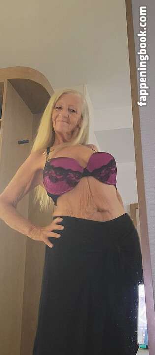 fabilo603672007's tweet photo. grannyfuxalot https://t.co/kYziXcEV81