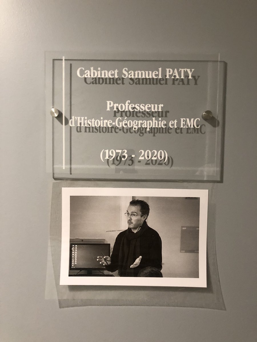 Collège Marie de la Tour d'Auvergne (@clg_mta_thouars) on Twitter photo Inauguration de la plaque commémorative en l’honneur de Samuel PATY au collège. Pour ne pas oublier et transmettre les valeurs républicaines! #EMC #liberté d’expression <a href="/DSDEN79/">DSDEN Deux-Sèvres</a> <a href="/PoleVDRpoitiers/">Pôle Valeurs de la République POITIERS</a> Inauguration de la plaque commémorative en l’honneur de Samuel PATY au collège. Pour ne pas oublier et transmettre les valeurs républicaines! #EMC #liberté d’expression <a href="/DSDEN79/">DSDEN Deux-Sèvres</a> <a href="/PoleVDRpoitiers/">Pôle Valeurs de la République POITIERS</a>