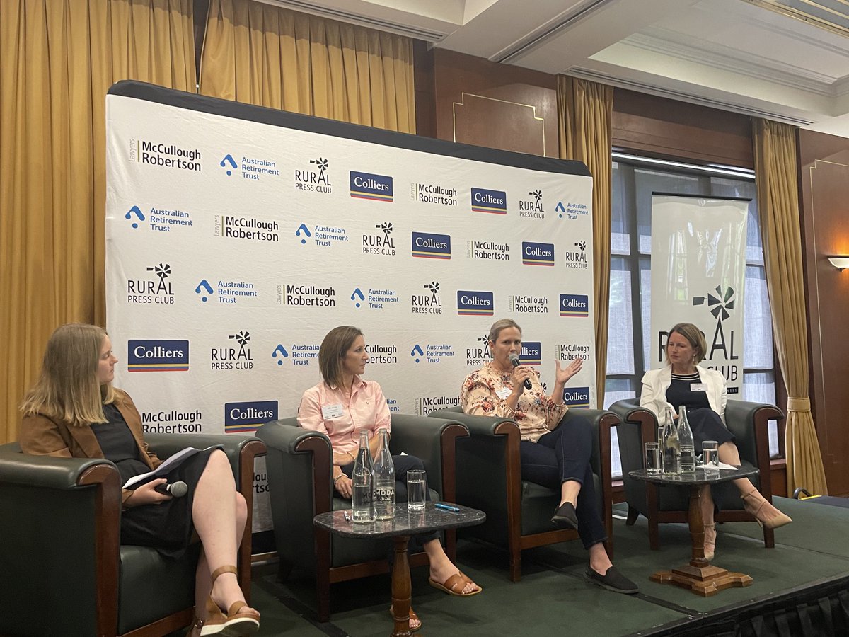 ⁦<a href="/RuralPressClub/">Rural Press Club QLD</a>⁩ celebrating Rural Women’s Day 2024 with a power-packed panel expertly moderated by ⁦<a href="/LucyKinbacher/">Lucy Kinbacher</a>⁩ featuring Dr Gemma Chuck, Dr Tess Salmond and Amanda Roughen. #internationalruralwomensday #vets #ruralvets