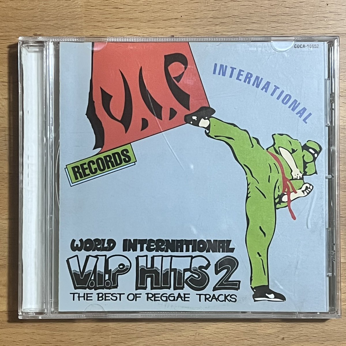 STIFFYBOTHWINGS's tweet photo. V.I.P. HITS Vol,2 / V.A (1993)
#vip #vipinternational #vip_international #cd #japanesereggae #90s #variousartists https://t.co/n7QYtg1Bbs