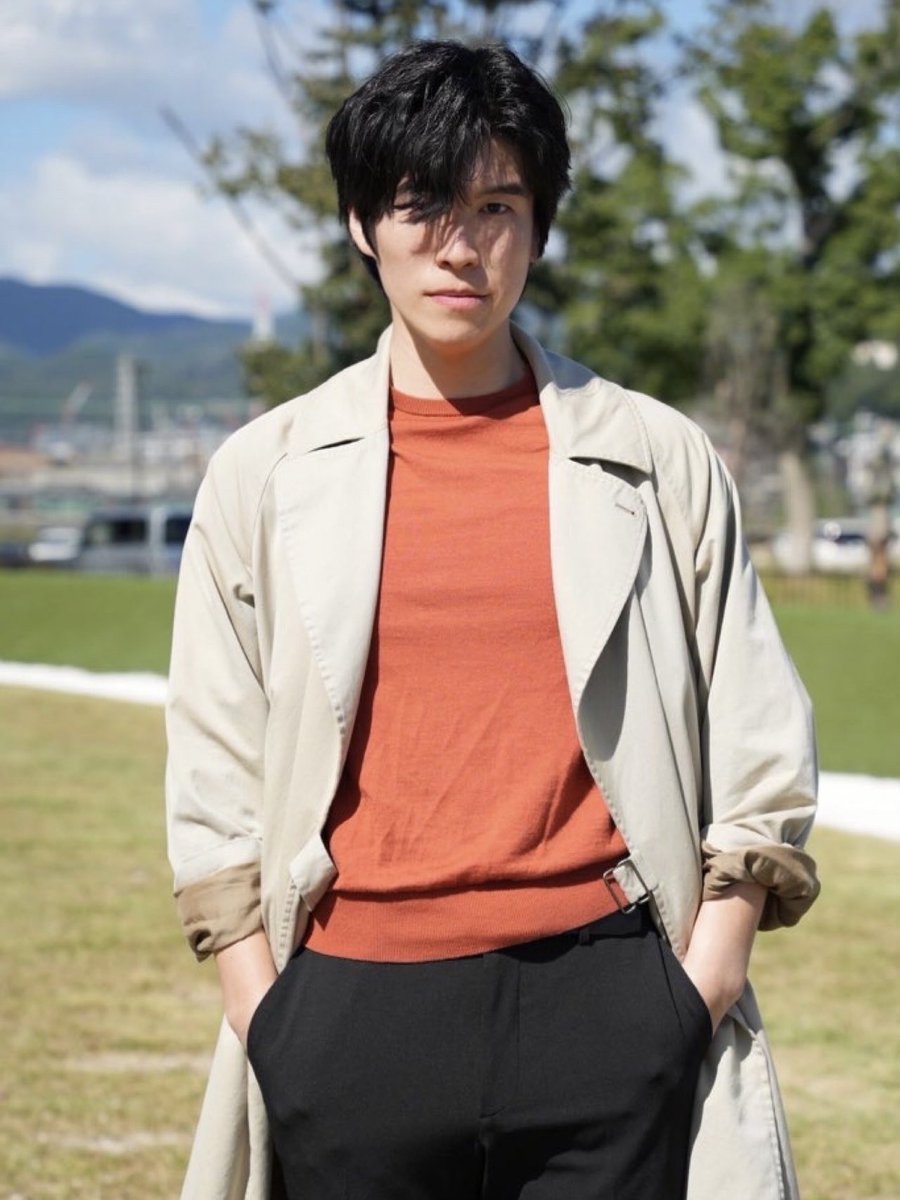 sae_re_ba_ryo's tweet image. 【自己紹介】
こんにちは。
冴えれば獠と申します。
Netflix映画『シティーハンター』で鈴木亮平さん演じる冴羽獠に心を撃ち抜かれ、憧れからコスプレを始めました。
コスプレ初心者ですが、情熱を注ぎ常に自分のベストを尽くしてまいります。
どうぞよろしくお願いします🐴🤠