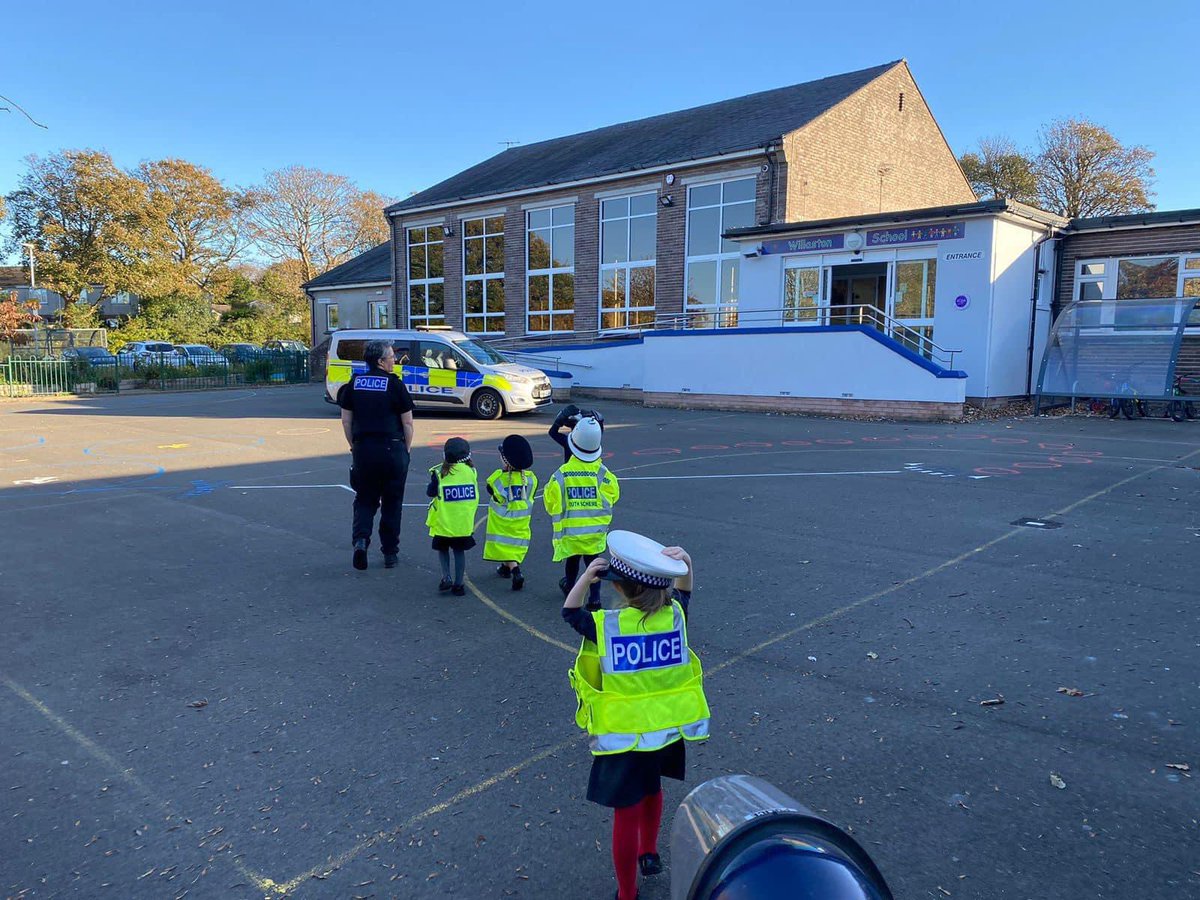 PC Lou tweet media