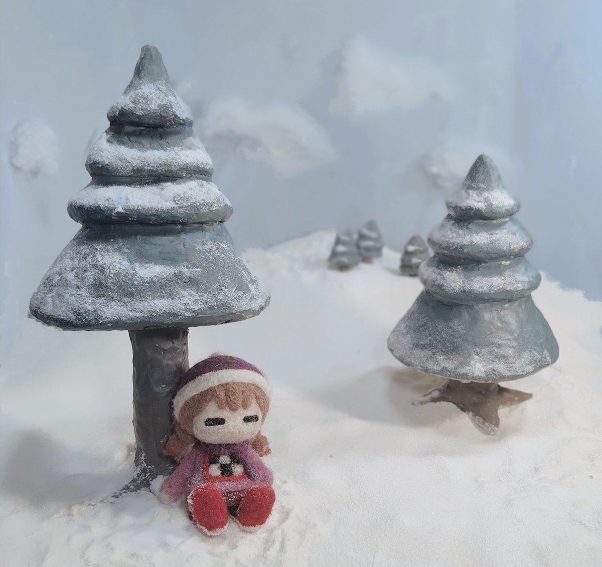 aripoima's tweet photo. It's fun to make scenes because when you put everything together it feels like magic... Its fun even if it takes a long time and you cry. I'm glad I worked on these. I want to do more in the future!! https://t.co/QooOvE0ARA