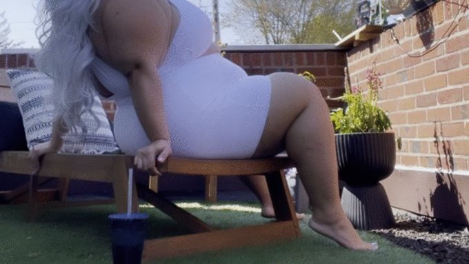 My #clip - Summer Weigh-in just sold! https://t.co/IdSZFhpple https://t.co/Qi5HsgithB