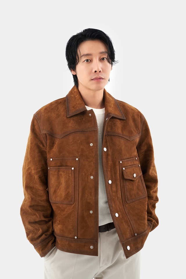 김동욱 “♥스텔라 ‘강매강’ 재밌다고, 열애설 없이 결혼 이유는”[EN:인터뷰②] sns.newsen.com/news_view.php?…