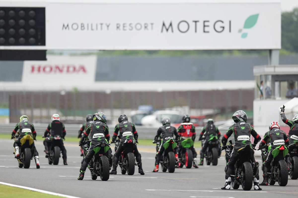 Kawasaki_JPN's tweet photo. Ninja Team Green Cup 第5戦 モビリティリゾートもてぎ
エントリー締め切り間近!
2024年シーズンの最終戦となる今大会
たくさんのNinja ZX-25Rライダーの参戦をお待ちしております!
詳細・エントリーはこちら
https://t.co/s92GZqp7wO
#NTGC #ZX25R https://t.co/UdQ7VtCSf9