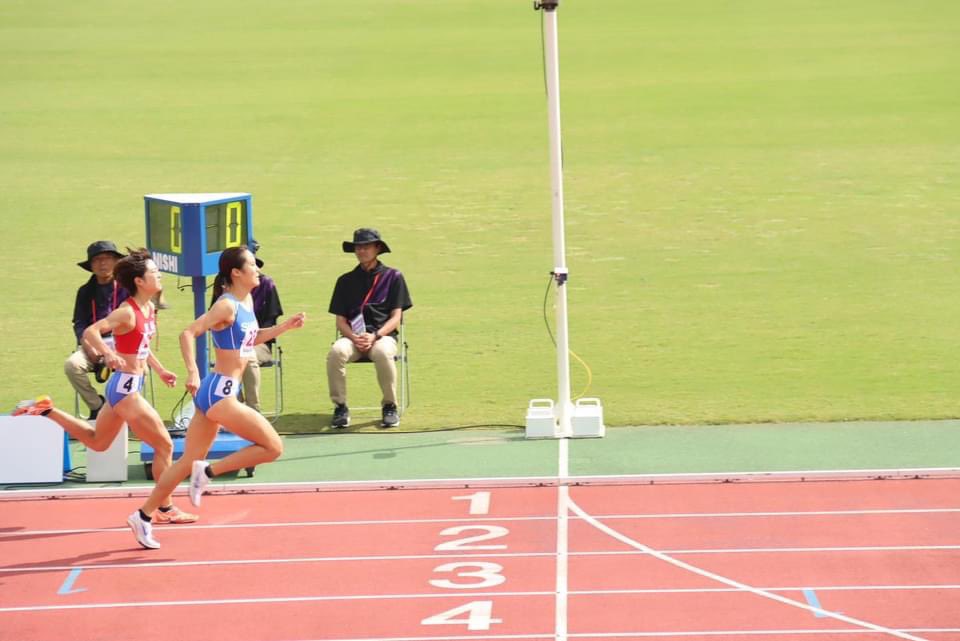 25shiga's tweet photo. 国スポチーム滋賀

大会結果

成年女子800m 決勝
西田有里　2.04.06🎉第2位🥈

※最後の直線で粘りの走りを見せ見事な銀メダル！滋賀チームに大きな7点を持って帰ってくれました。おめでとうございます！

#チーム滋賀
#佐賀国スポ
#西田有里 https://t.co/d2EA2X0W6n