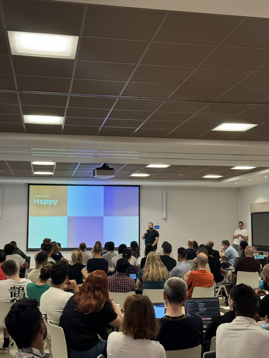 Sidetrade's tweet photo. And we’re off! #Sidehack2024 is officially live with 110+ Sidetraders from around the world landing in Portugal to brainstorm, innovate, and disrupt! Get ready for groundbreaking ideas and next-gen solutions—stay tuned for what’s to come! ✨ #TogetherForTech #SidetradeALeader https://t.co/szZtQchFQI