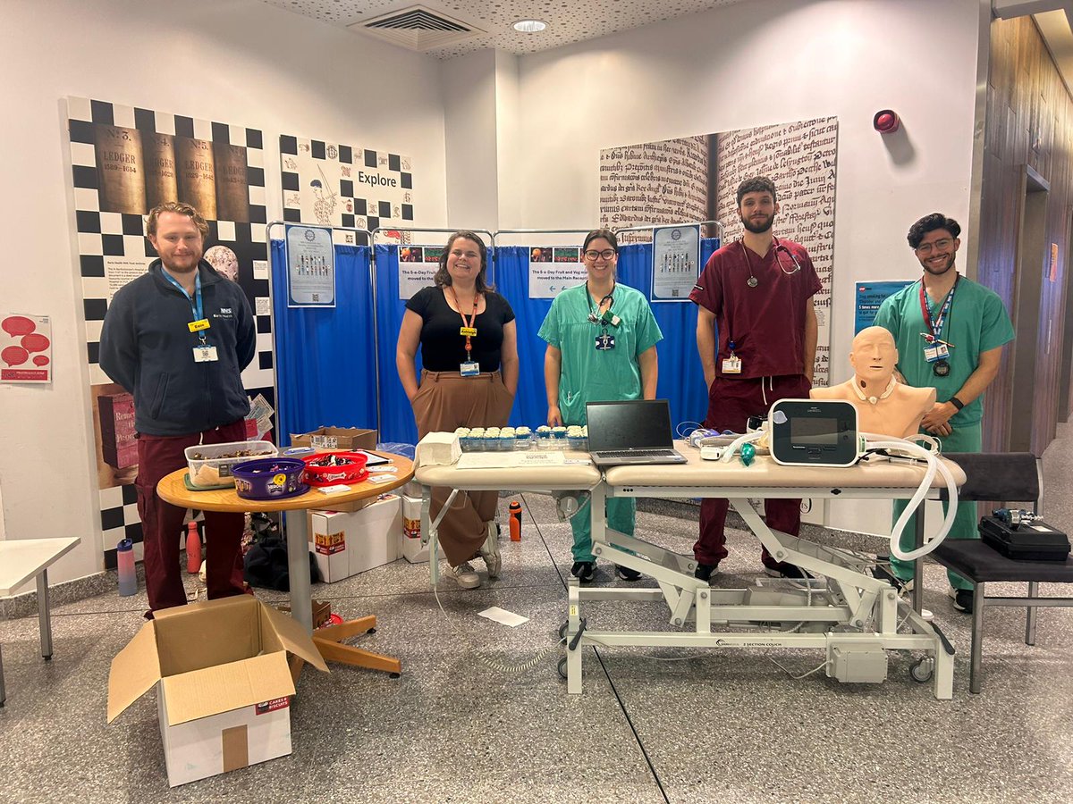 Photos from St Bartholomew's hospital AHP celebrations yesterday morning, with staff representing Therapeutic radiography, Diagnostic radiography, OT, Physiotherapy, Speech and Language Therapy and Dietetics. A big thanks to everyone involved! #NHSBartsHealth #LOrthoptics