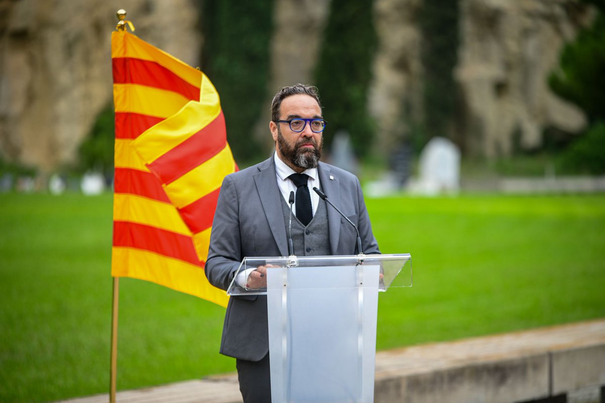 .<a href="/julifernandez/">julian</a>: "Avui fa 84 anys de l'assassinat i l'afusellament del president Companys, del president del Parlament i president de la Generalitat, de l'únic president afusellat, assassinat pel feixisme a Europa" #Companys84