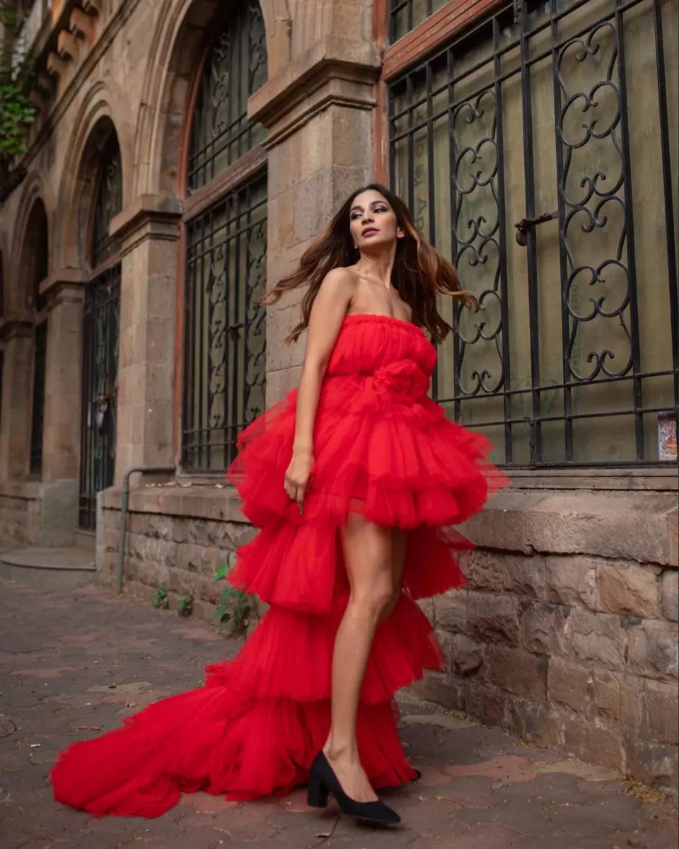 glammodels_hub's tweet photo. Follow @glammodels_hub
Beauties 😍:
Nimrit Kaur Ahluwalia
Shruti Yogi
Wearing 👗: Label D
#SalmanKhan𓃵 #AmirKhan #nimritkaur #labeld #glam #fashion https://t.co/5PVCGCZWX8