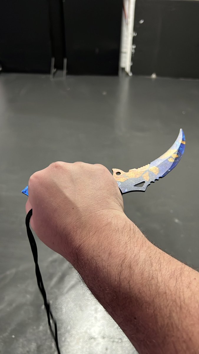 HenricoM tweet media