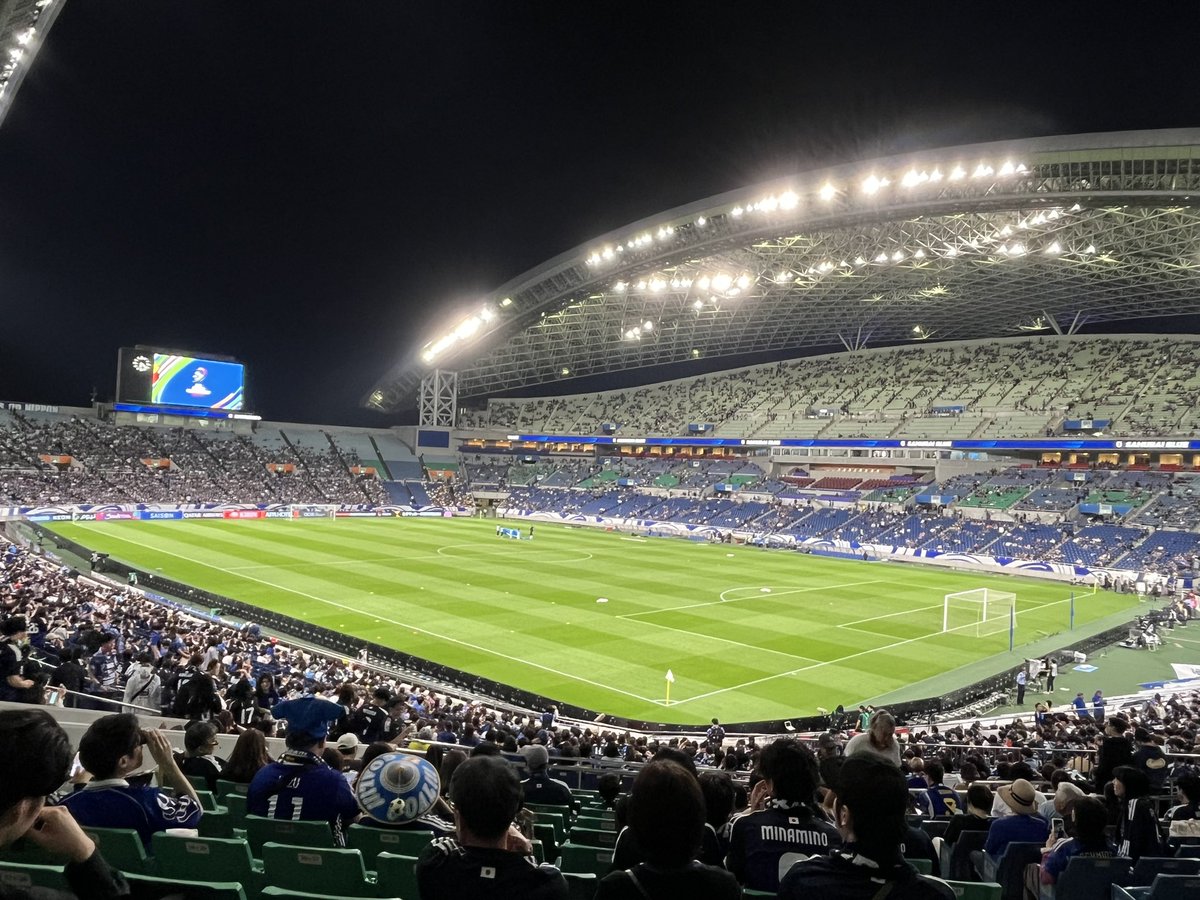 ryu_hama17's tweet photo. 日本代表戦 https://t.co/Gh9qlNlkLh