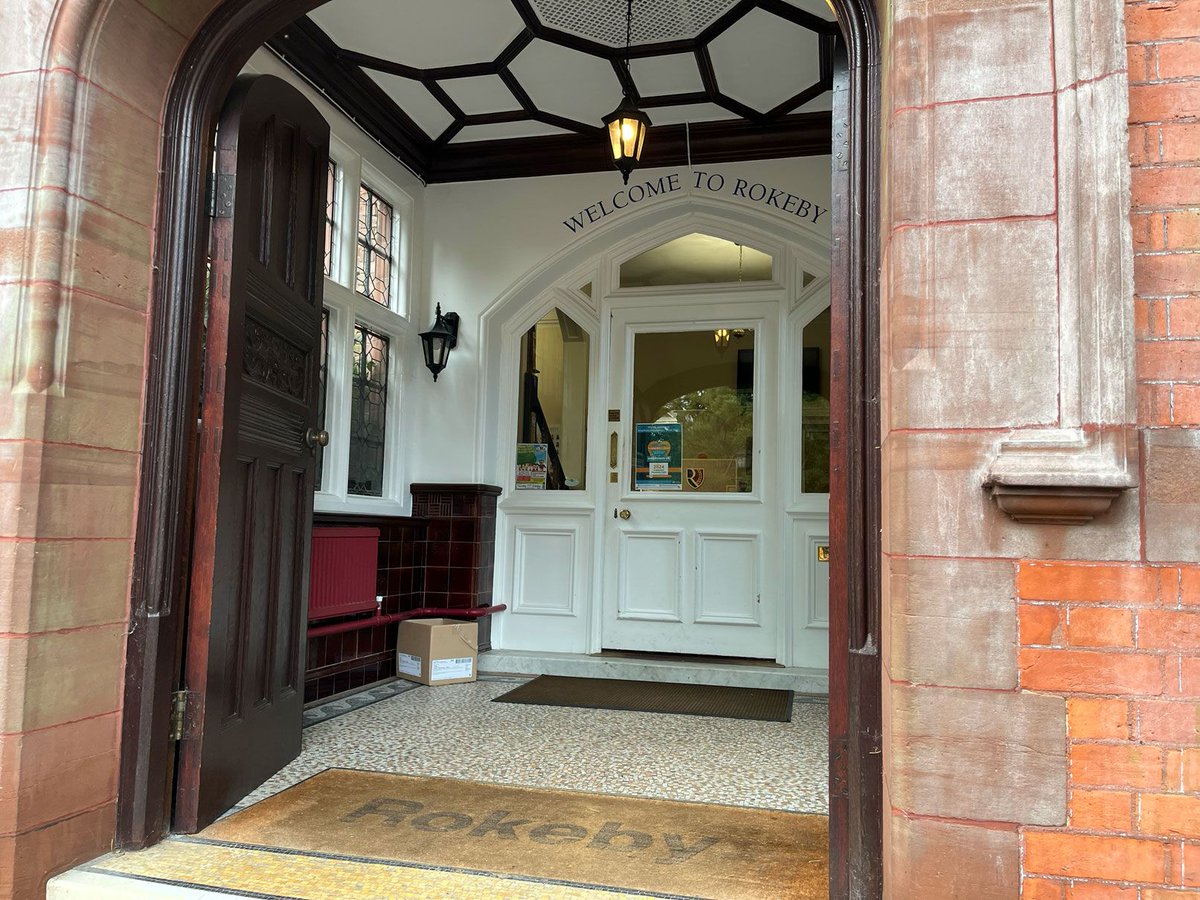 It's the first of 2 days of filming this morning, creating a brand new promotional video for Rokeby Preparatory School in Kingston upon Thames: buff.ly/3A1zAsL