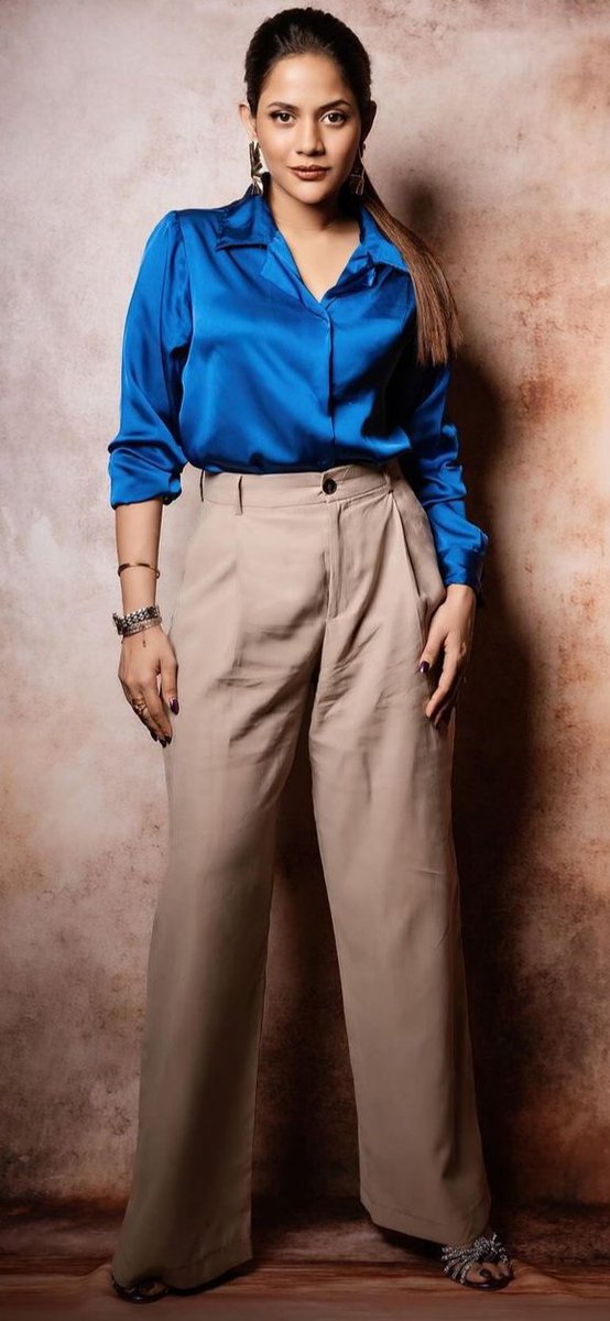 viralvideos16's tweet photo. π― #AishwaryaDuttaThread
π― #SoniaAggarwalThread
#Bollywood #Actress #AishwaryaDutta #SoniaAggarwal New Photos https://t.co/gc3xe06pWW