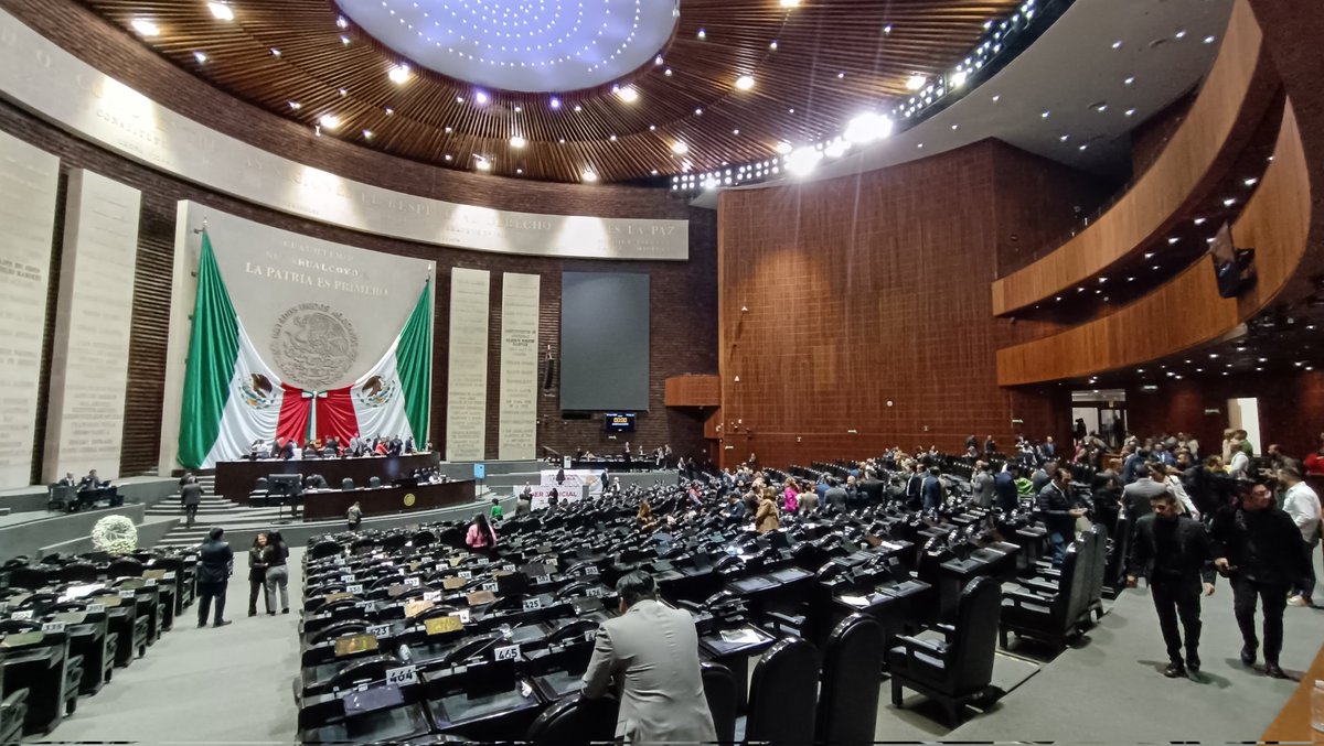 FerMoctezumaO's tweet photo. Se acabó.
Quedaron aprobadas las leyes secundarias de la #ReformaJudicial.
La #LEGIPE ya está publicada en el DOF. https://t.co/iBadWVOZ5C