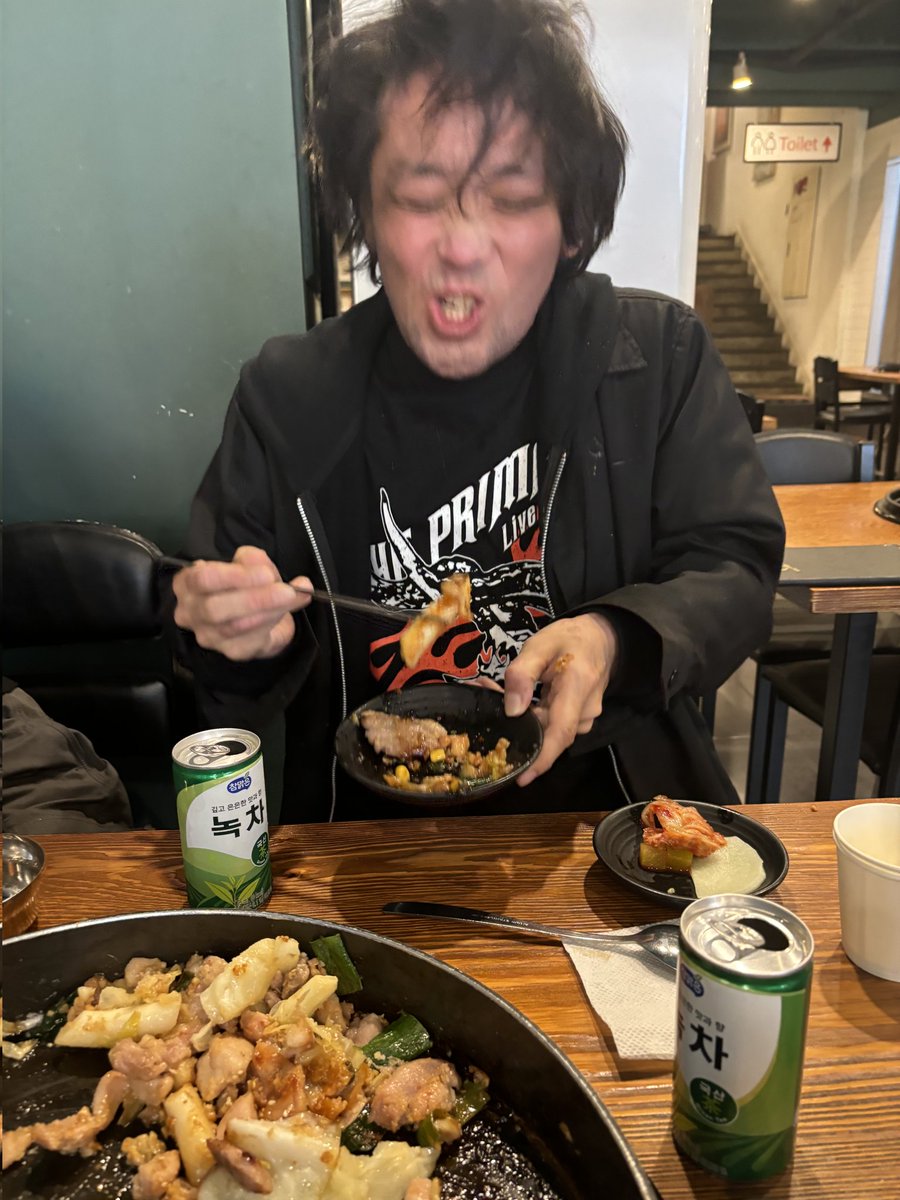 SOKENsquareenix's tweet image. Yum..... SPICY...!!!