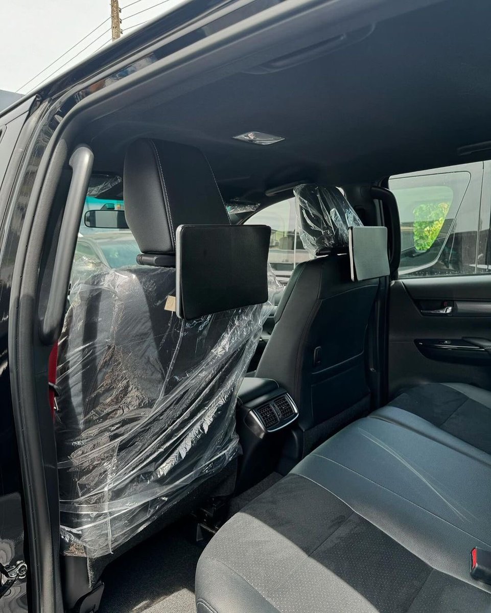 echidiimemotors's tweet image. 𝕏𝘛𝘩𝘦 𝟸𝟶24 TOYOTA HILUX GR ODOGWU EDITION (ʙʀᴀɴᴅ ɴᴇᴡ)🪶
Ọ𝘯ụ 𝘢𝘩ị𝘢:₦🪶
𝘞𝘦 𝘢𝘤𝘤𝘦𝘱𝘵 𝘱𝘢𝘺𝘮𝘦𝘯𝘵 𝘪𝘯 𝘉𝘪𝘵𝘤𝘰𝘪𝘯🪶𝘈𝘬𝘸ụ𝘳ụ ụ𝘨𝘸ọ ọ𝘳ụ 𝘰𝘮𝘦𝘯𝘢𝘭𝘢🛃🪶𝘋𝘗:𝟶𝟷-𝟽𝟻𝟿𝟽𝘋𝘓𝘈🪶
𝘙𝘊:𝟷𝟼𝟿𝟺𝟺𝟽𝟸🪶
🚏 🏪:echidiime74🪶
𝘏𝘰𝘸 𝘵𝘰 𝘖𝘳𝘥𝘦𝘳: