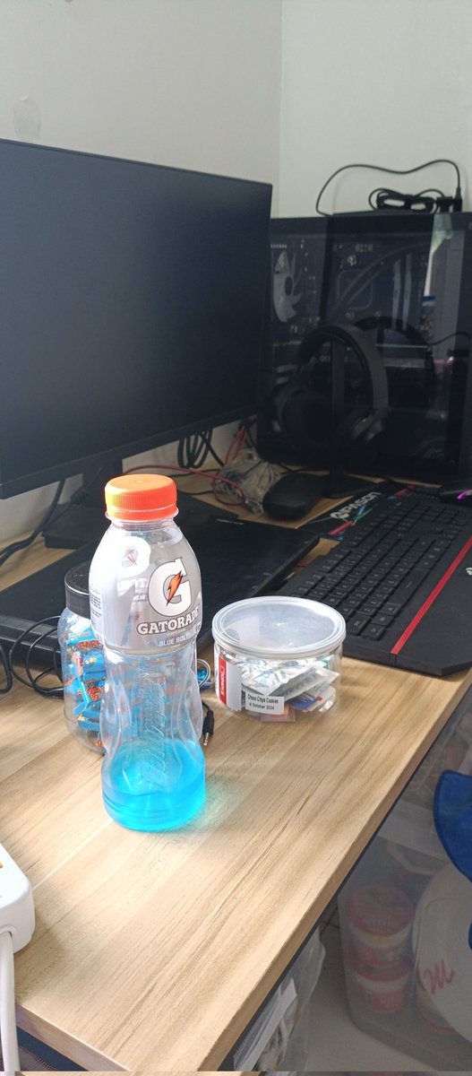 Once I have everything set up, i'll try to start streaming again hehe