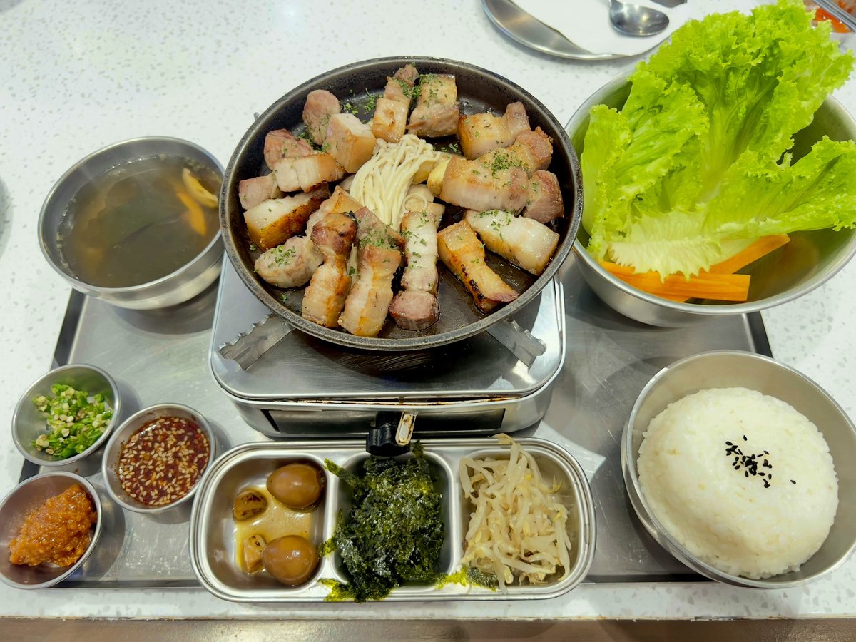 surasit_ton's tweet photo. #lunch on #tuesday 😋🍽️🕛
#hasul 🥢🇰🇷 themallbangkapi 🛍️
#ડꪊ𝕣ꪖડⅈ𝕥_𝕥ꪮꪀ 15.10.2024 https://t.co/QK9VjAdEZQ