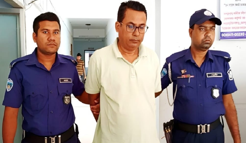 সীমান্তে আটক সেই যুগ্ম সচিব কিবরিয়া হত্যা মামলার আসামি