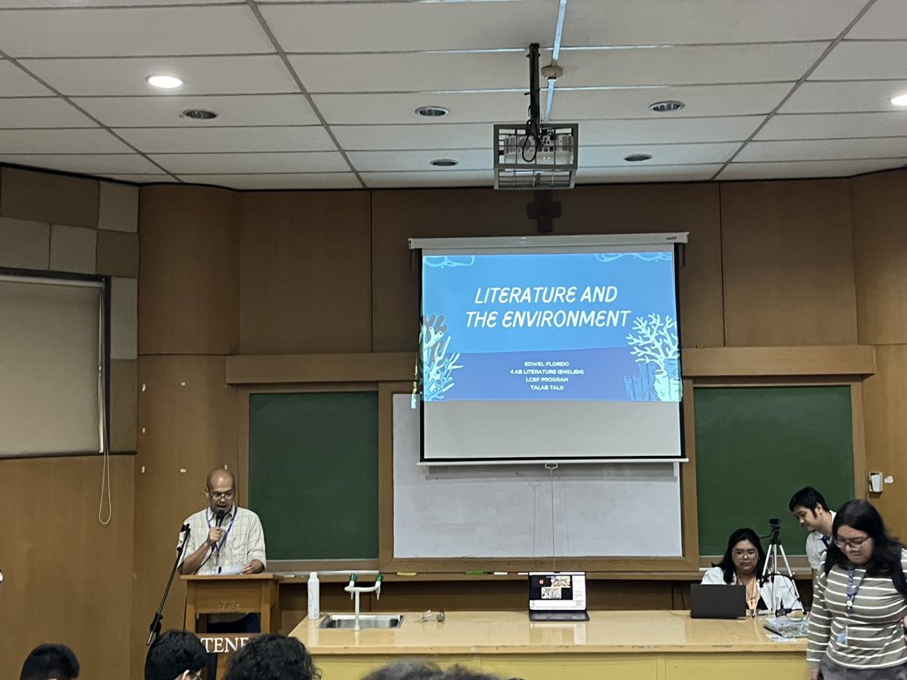 TheGUIDON's tweet image. HAPPENING NOW: This Talakayang Alay sa Bayan (TALAB) event, composed of four speakers, will explore what a humanities training can do to promote environmental consciousness and the care of the planet. | via @Aidan_TheGUIDON

#TALABIntegralEcology