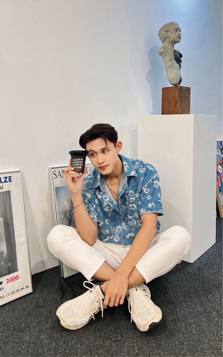 Toeyck19's tweet photo. บ่มีแฟนก่ะ บ่มีเลยก่ะ😬 https://t.co/irhoxHCnvi