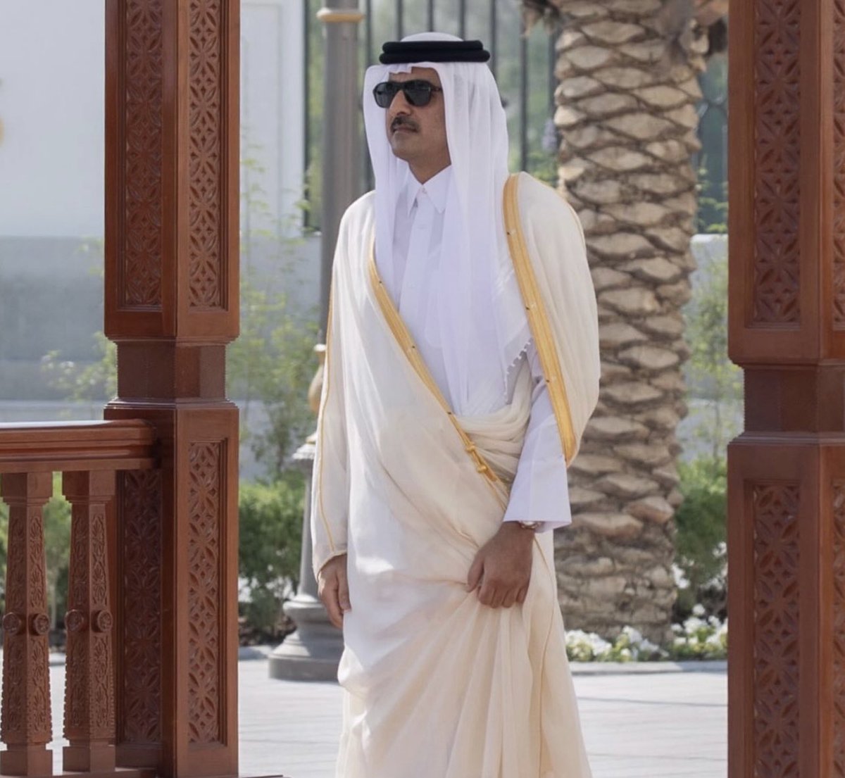 سمعًا وطاعة سيدي.