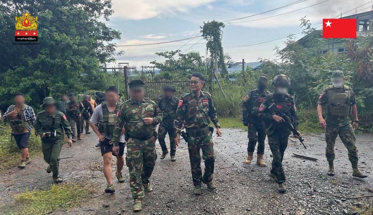 NUGMyanmar's tweet image. Press Release: 
Defense Minister Meets with Victory Heroes of Pinlaebu Operation
10 Oct, 2024

Union Minister U Yee Mon of the Ministry of Defense/ #NUG visited and encouraged the victorious revolutionary forces who participated in the successful #Pinlaebu liberation operation