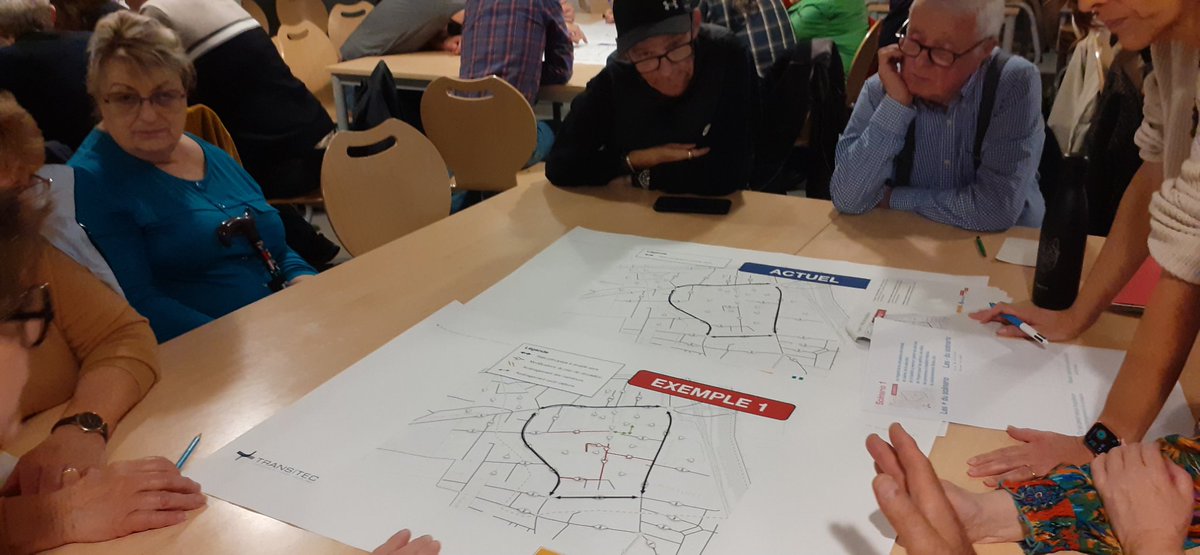 Belle réunion hier avec les habitants du quartier Buers Croix Luizet pour étudier des scénarios de plan de circulation pour apaiser la circulation dans le quartier.
La concertation continue enligne jusqu'au 11 novembre ⤵️
jeparticipe.grandlyon.com/project/villeu…