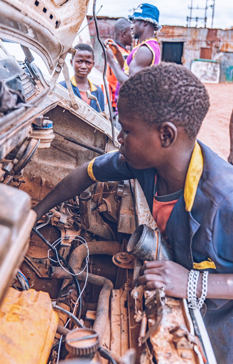 LilGiftedHands's tweet photo. Through hands-on training in essential trades, Little Gifted Hands Matter helps children in remote areas gain the skills needed to succeed and escape poverty.
#LGHM #youngtech #mechanics #welders #welding #giftedhands #electricians #automotiveducation #automotivedreams #tvet https://t.co/FI5E8Ttapd