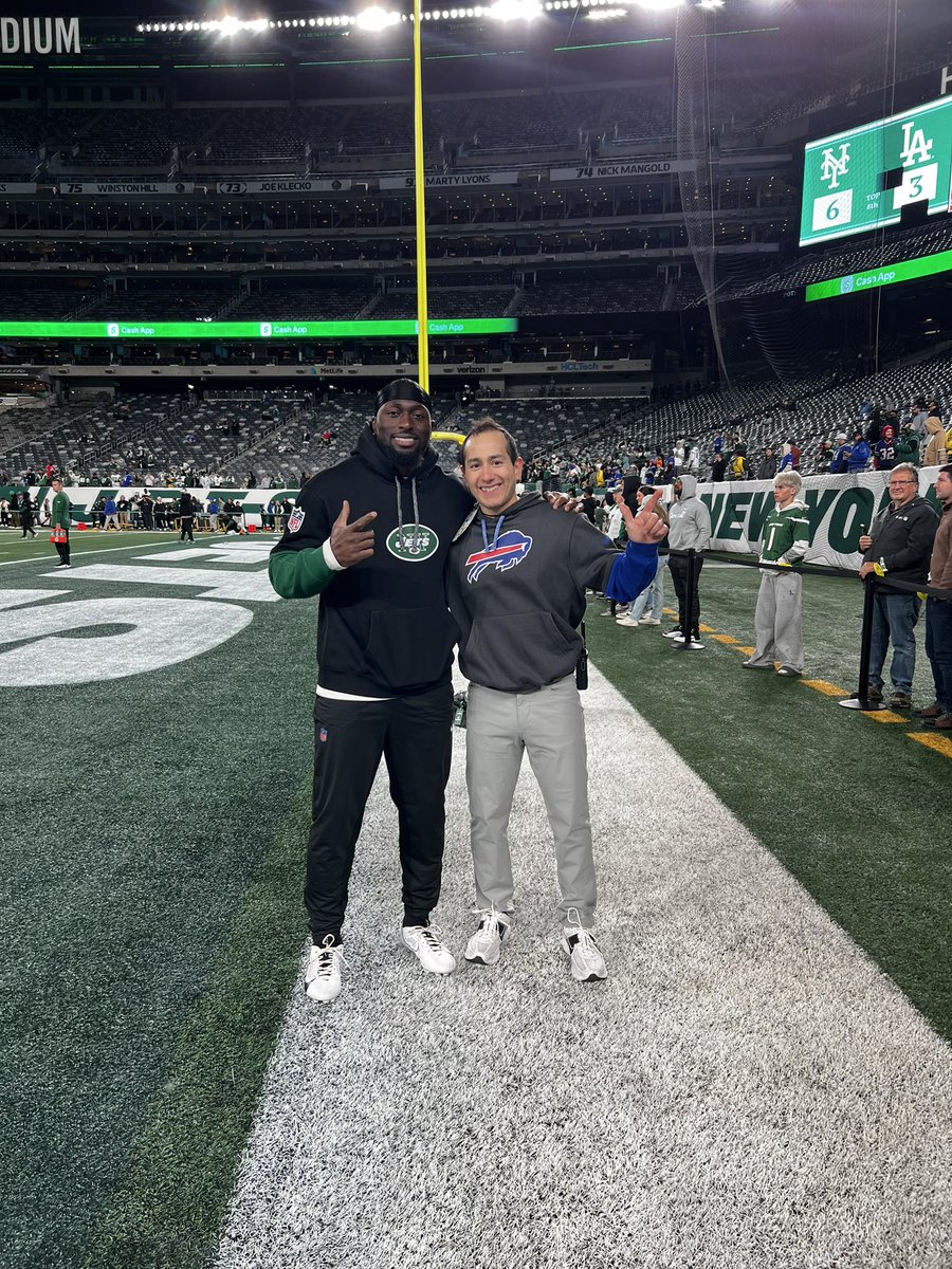 So glad I got to catch up with Red Raider Sam Eguavoen tonight before the game. Wishing him a long successful career. #WreckEm