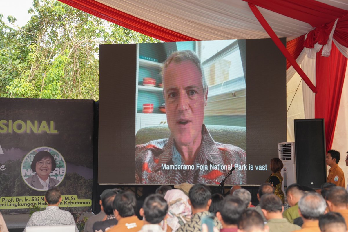 ZacGoldsmith's tweet image. A MAGNIFICENT day for the natural world as Indonesia announces a HUGE new National Park in Papua.
Major thanks to Indonesia’s excellent Environment Minister @SitiNurbayaLHK &amp;amp; her team.
 
Mamberamo Foja Mamberamo Foja is vast, and teaming with life and species that exist nowhere…