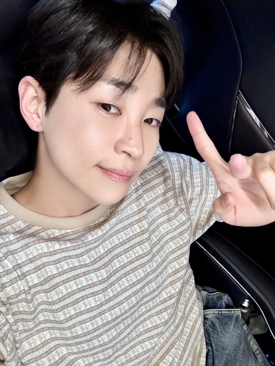 superbellcom's tweet photo. 2024 #๋๋ ํฌ์ฝ์ํธ <#Dinvitation : Back Number 33> ํฐ์ผ๐ซ ์๋งค๊ฐ ์ ์ ํ 8PM (KST)โณ ์์๋ฉ๋๋ค๐๐
์๋ URL์ ํตํด ์๋งค์ฒ ํ์ด์ง๋ฅผ ํ์ธํ์ธ์๐น๐
โถhttps://t.co/IpYNR8SWeZ
โถhttps://t.co/qizz3Xxgmk (Global)
#DINDIN #BACKNUMBER33
#์ํผ๋ฒจ์ปดํผ๋ #superbellcompany #weete https://t.co/FXX0MA7x8s