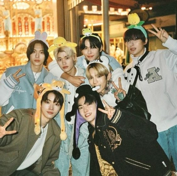 redwiiing's tweet photo. OT7 FOREVER

#BringbackSeunghan 
#JUSTICE_FOR_SEUNGHAN 
#AlwaysWithSeunghan
#SMSupportsBullying 
#SEUNGHAN https://t.co/GiUU62KSUq
