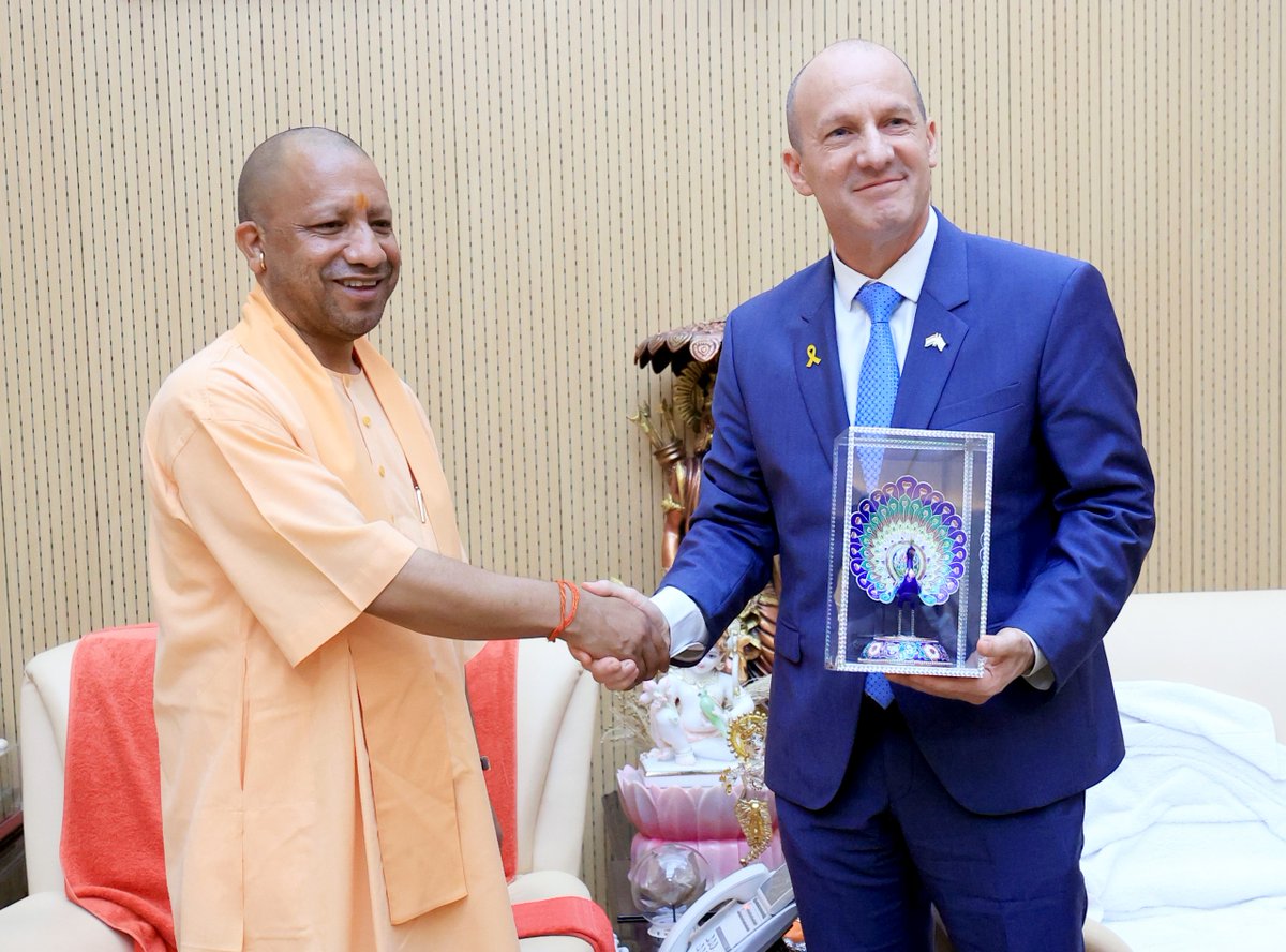 Yogi Adityanath tweet media