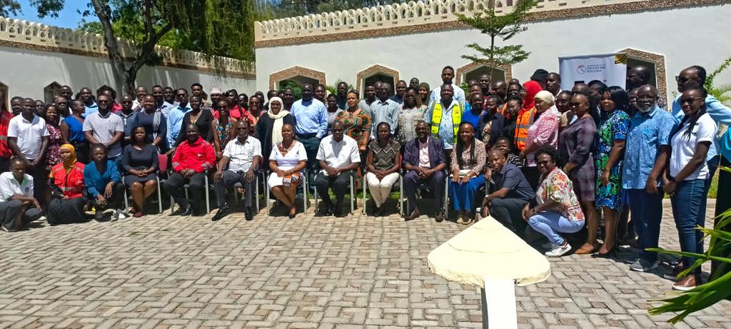 Brian Mukasa (@brianmukasa5) on Twitter photo The International Day for Disaster Risk Reduction 2024 focuses on the role of education in protecting and empowering children for a disaster-free future #IDDRR2024
<a href="/UNFPAKen/">UNFPA Kenya</a> <a href="/PanelUnfpa/">UNFPA Youth Advisory Panel</a> <a href="/CateChep2/">Kate Cheptoo Lagat</a> <a href="/EstherBaya56375/">Esther Baya</a> <a href="/faith_nashipae/">Faith Nashipae, HSC</a> <a href="/Jihusis/">Jihusishe Initiative</a> <a href="/namengeson/">John Wafula</a> The International Day for Disaster Risk Reduction 2024 focuses on the role of education in protecting and empowering children for a disaster-free future #IDDRR2024
<a href="/UNFPAKen/">UNFPA Kenya</a> <a href="/PanelUnfpa/">UNFPA Youth Advisory Panel</a> <a href="/CateChep2/">Kate Cheptoo Lagat</a> <a href="/EstherBaya56375/">Esther Baya</a> <a href="/faith_nashipae/">Faith Nashipae, HSC</a> <a href="/Jihusis/">Jihusishe Initiative</a> <a href="/namengeson/">John Wafula</a>