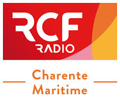 Prefet17's tweet photo. #QuartierPrioritaire #ContratdeVille #CitéÉducative | L'État agit en faveur des habitants des quartiers prioritaires...Pour que chacun soit fier de son quartier !
🎙️ Brice Blondel, préfet de la #CharenteMaritime était dans les studios de Radio @RCF_17 pour parler de l'engagement et des actions concrètes de l'État et de ses partenaires pour réduire les inégalités dans les quartiers prioritaires de la ville.
📻Pour en savoir plus ... Rdv sur les ondes de @RCF_17 et dans toute la #NouvelleAquitaine jeudi 17 octobre à 13h30 et 18h30.
📽 Quelques belles actions menées avec les jeunes des cités éducatives à retrouver en images :
https://t.co/0FyXjXYsEK
Avec @JFFountaine @philarochelle