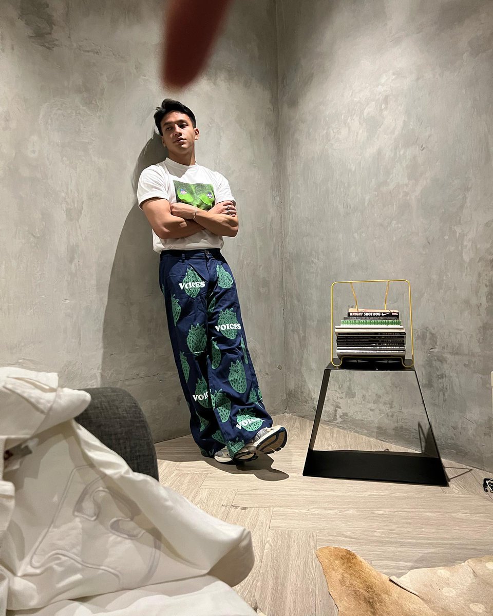 cdnter's tweet image. POV : PUNYA CEWE MESUM