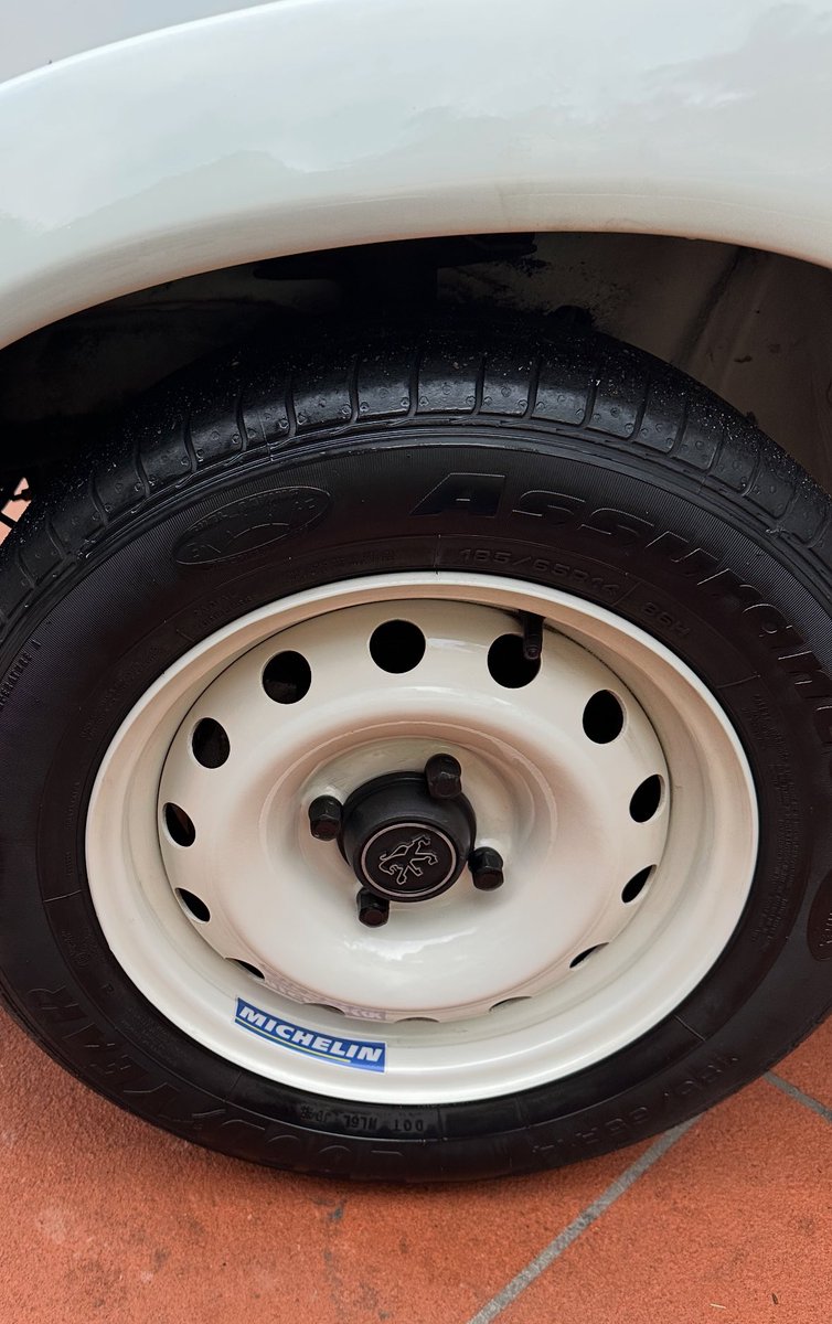 steve_moran's tweet photo. @FD_Tweets @FalkenTyres They look great, a definite improvement! Did something similar with the 306 steelies on the 205 Rallye clone! Will be replacing the aging tyres with Falkens https://t.co/C6gtAVI8uw