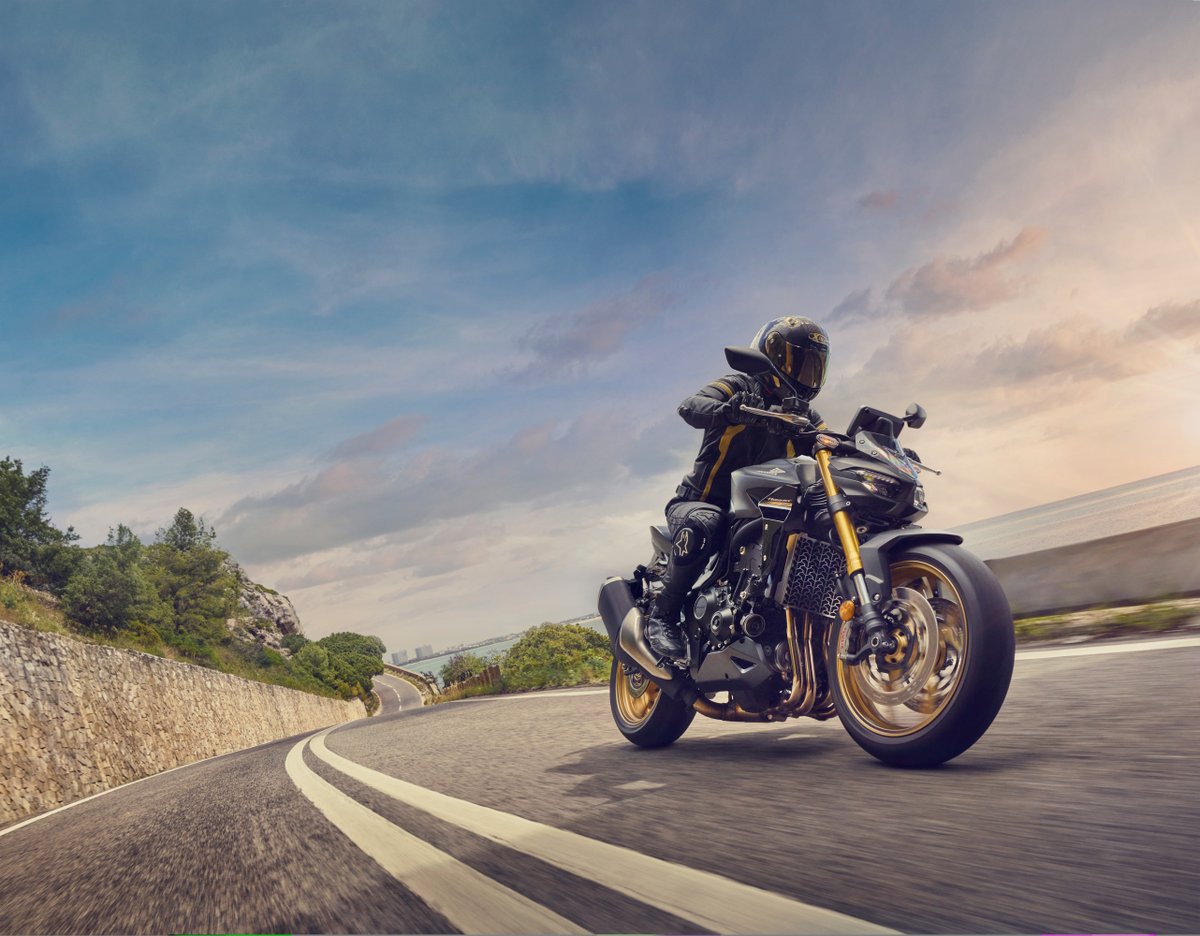 Motor Cycle News tweet media