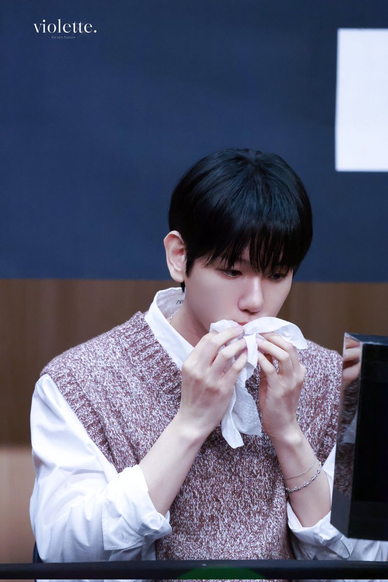 241012 musicart
#baekhyun #백현