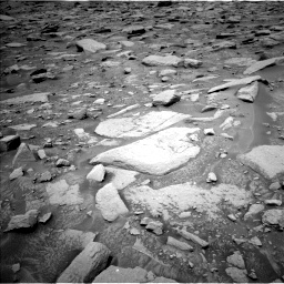 MarsMissionImgs's tweet photo. #CuriosityRover image taken on #Sol3651 at 1:08:20.977 PM with #Navcam #Mars #NASA #Space https://t.co/0vLrTOBrqu