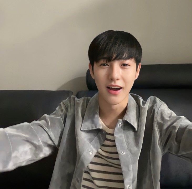 안아달라카는거 같아서 지금 냅다 달려가는중