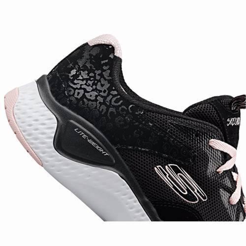 حذاء سنيكرز نسائي من سكيتشرز 
ر.س188.89 

 bit.ly/3EFee0U 

##سكيتشرز