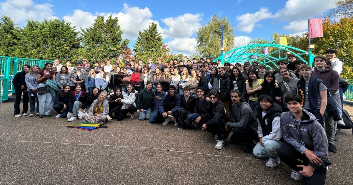 tasisengland's tweet image. 🎢Physics Trip to @THORPEPARK! 🎢
Q: What did our AP and IB Physics learn from facing a beyond vertical drop of 100 degrees on a rollercoaster?
A: Physics!
#TASISEngland #InternationalSchool